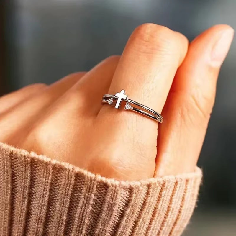 2025 Chic Dainty Silver Color Cross Ring Female Fashion Finger Jewelry with Bright Cubic Zirconia Accessories for Daily Wear