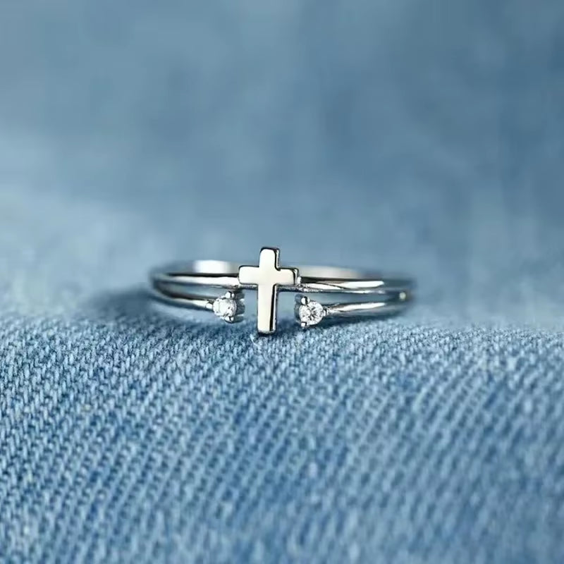 2025 Chic Dainty Silver Color Cross Ring Female Fashion Finger Jewelry with Bright Cubic Zirconia Accessories for Daily Wear